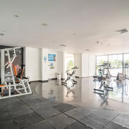 Apartment Oceanview 5br Penthouse, With Housekeeping Included