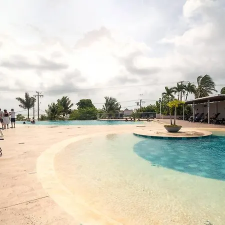 Apartment Oceanview 5br Penthouse, With Housekeeping Included *