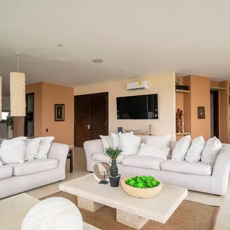 Oceanview 5br Penthouse, With Housekeeping Included Cartagena