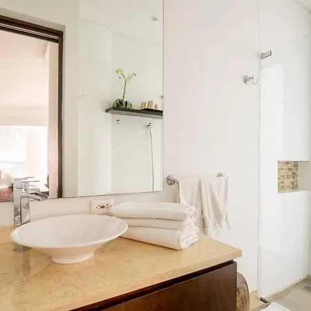 Apartamento Oceanview 5br Penthouse, With Housekeeping Included *