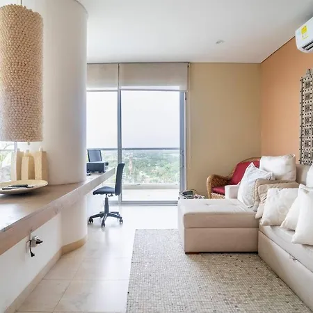 Oceanview 5br Penthouse, With Housekeeping Included *